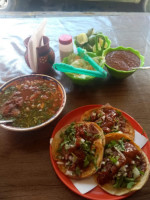 Tacos De Cabeza Y Birria food