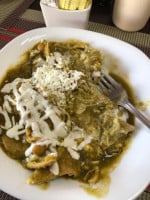 Los Chilaquiles food