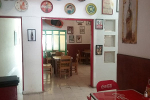 Café Alameda inside