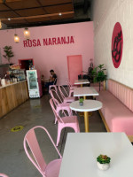 Rosa Naranja, México inside