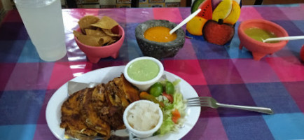 Los Diegos Antojitos Mexicanos food