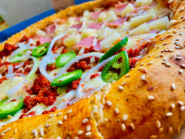 Mr Frank Pizzas And Burgers San Alfonso food