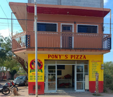 Pony's Pizza food