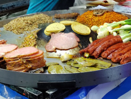 Taquería El Chilango food