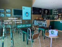 Café 5ta. Avenida inside