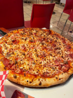 Bubba's Pizza food