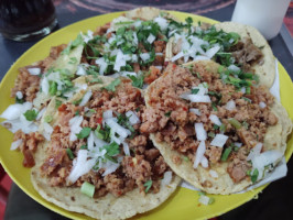 Peritacos Taqueria food