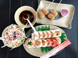 Zuki Sushi Express food