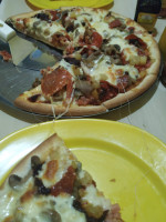 Pizzas Angelotti food