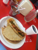 Gorditas Y Quesadillas (doña Triny) food