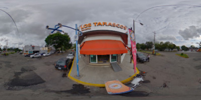 Tacos Los Tarascos Satélite outside