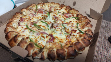 Yankee's Pizzas food