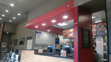 Domino's Pizza, México inside