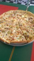 Rodeo Cruzeli's Pizza food