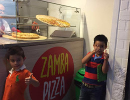 Zamba Pizza food