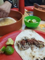 Taqueria La Oriental food