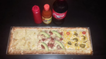 Kari,z Pizza La Sucursal De Las Torres food