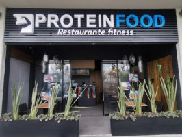 Protein Food Refugio inside