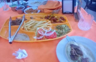 Los Candiles food