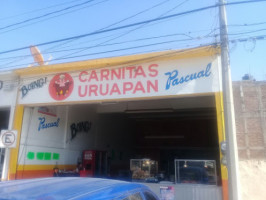 Carnitas Uruapan outside