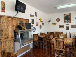 Cafe Del Centro inside