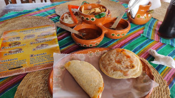 Gorditas Los Agaves food