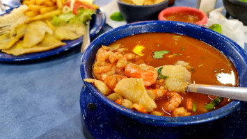 Mariscos El Pirata food