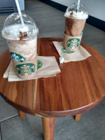 Starbucks Patio Valle De Chalco food