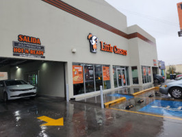 Little Caesars Pizza outside