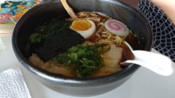 Ryu Japonés Lóng Ryu Comida