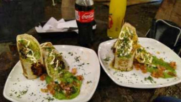 Los Juarez Mexican Foodtruck food