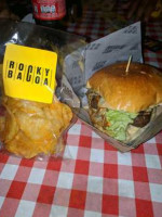 Juicy Burgers Cheese and Rock (Hacienda) food