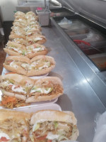 Nagari Flautas Y Tortas food