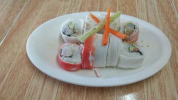 Nippon Sushi Y Más inside