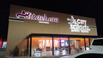 Bitachera Taco Grill outside