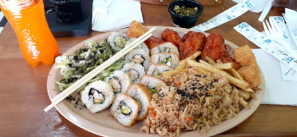 Tsubaki Sushi food