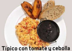 Antigua Deli Bistro food