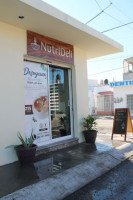 Nutrideli outside