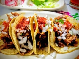 Antojitos Mexicanos Tacos Don Poncho food