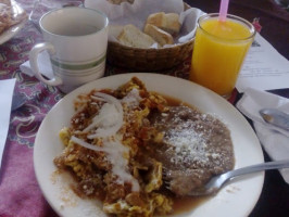 Rincón Zapatista food
