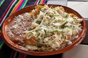 El Chapulin Oaxaqueño food