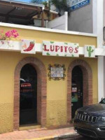 Lupitos Comida Mexican outside