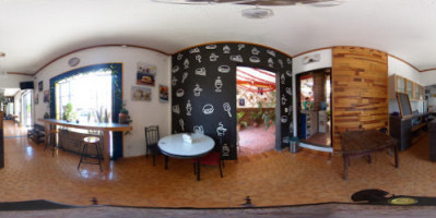 La María Resto Cafe inside
