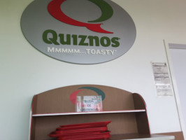Quiznos Sub Plaza Boreal outside
