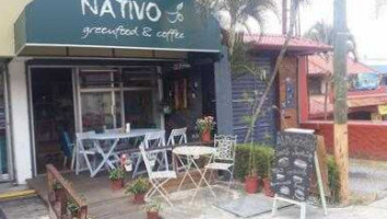 Nativo Greenfood Caffee outside
