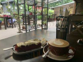 Cafe De Monteverde food