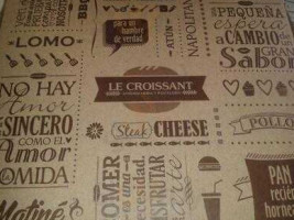 Le Croissant food