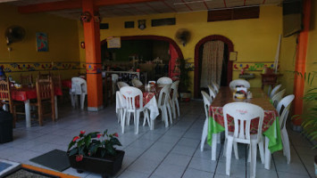 Restaurantes Lupita inside