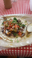 Taqueria Laura food