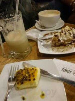 Café Jaru food